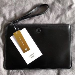 Lululemon Goodie Bag Clutch Wristlet Purse Black